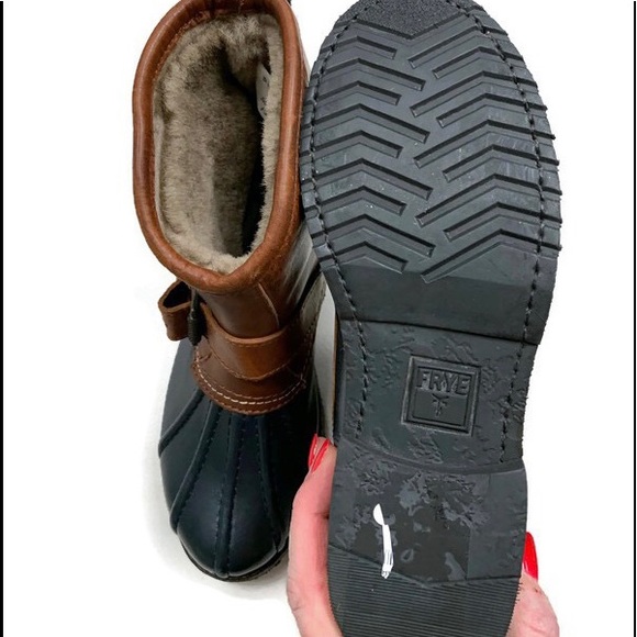 Frye Veronica Shearling Lined Engineer Duck Boots - Picture 5 of 5